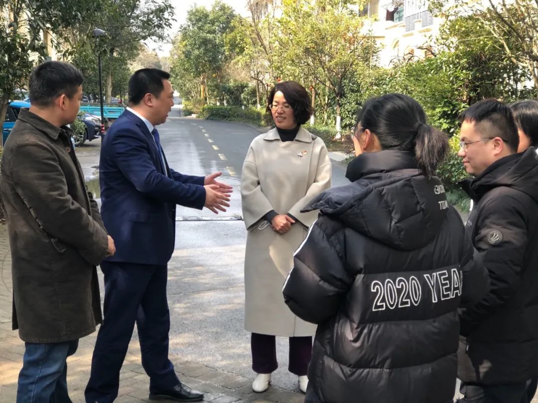 1649507037198527.jpg e19114c98e5c2c2db766ef0707d2babc.jpg